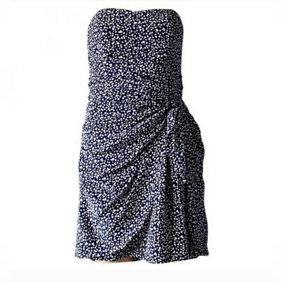 Club Monaco Dresses & Skirts - Club Monaco silk dress